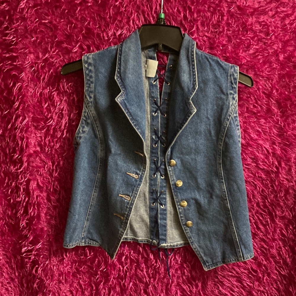 Nuovo Jean vest size small vintage denim